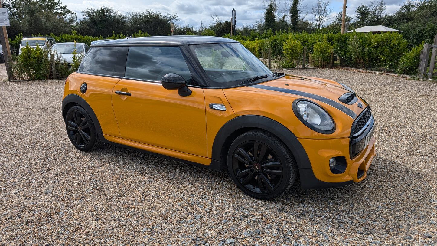 Mini Cooper S - John Cooper Works